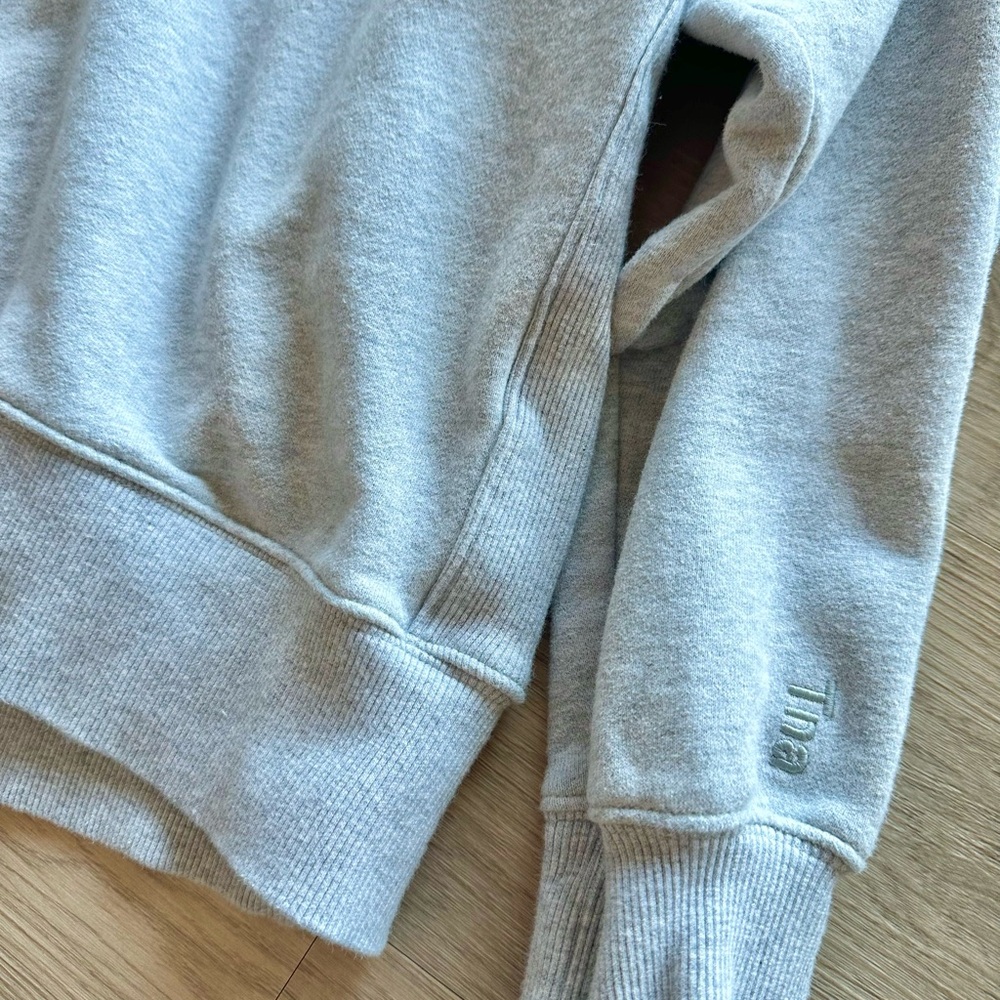 Aritzia Gray Sweatshirt Top
